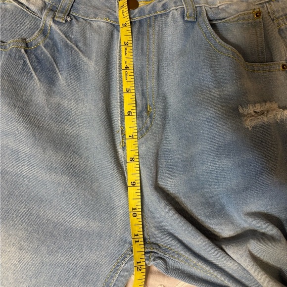 Mom Jeans Ripped High Waist SHEIN Size Medium. Waist 29-30 Inches. - Picture 7 of 16